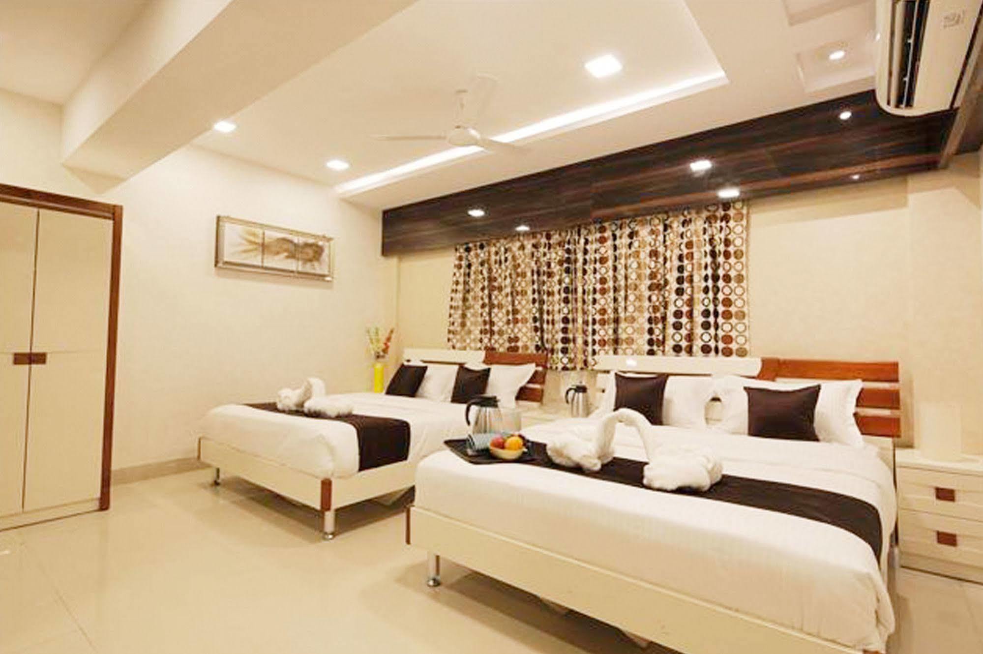 Hotel Fabexpress Annex Executive Andheri East Bombaj Exteriér fotografie